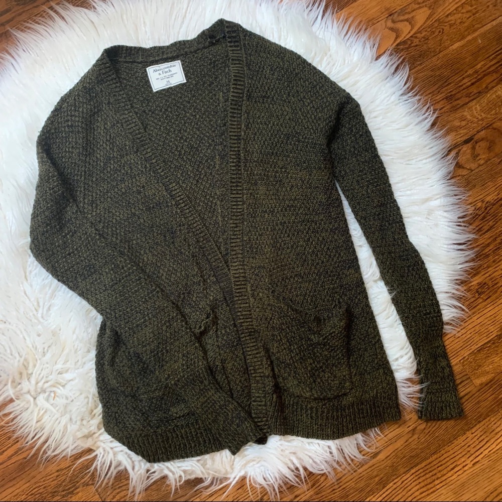 Abercrombie & Fitch olive knit cardigan